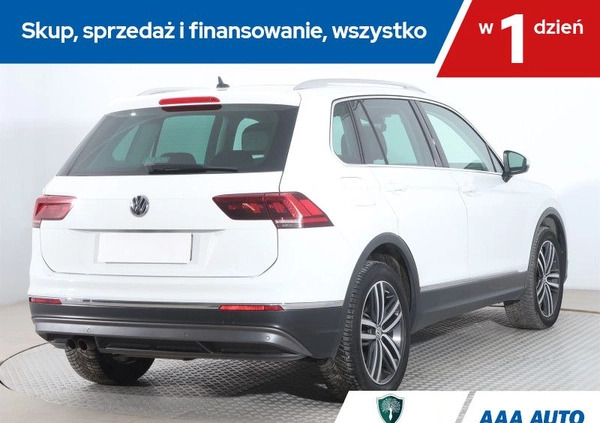 Volkswagen Tiguan cena 95000 przebieg: 115242, rok produkcji 2017 z Skała małe 326